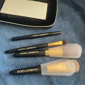 Dolce Gabbana mini travel brush set ltd edition
